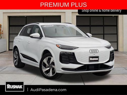 Glacier White 2025 Audi Q6 e-tron Premium Plus quattro