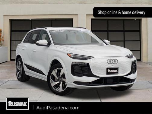 Glacier White 2025 Audi Q6 e-tron Premium Plus quattro