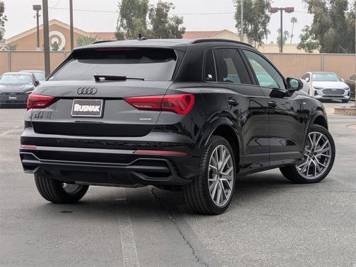 2025 Audi Q3 45 S line Premium Plus