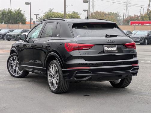 2025 Audi Q3 45 S line Premium Plus