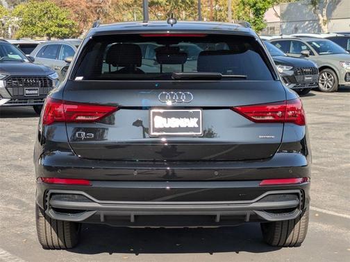 2025 Audi Q3 Premium 45 TFSI S line quattro Tiptronic