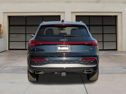 2025 Audi Q5 Premium TFSI quattro S tronic