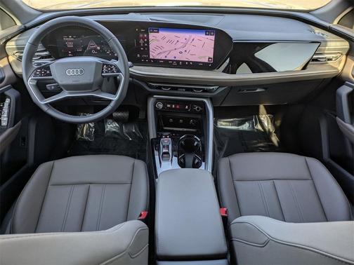 2025 Audi Q5 Premium TFSI quattro S tronic