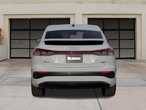2024 Audi Q4 e-tron Sportback Premium Plus 50 quattro