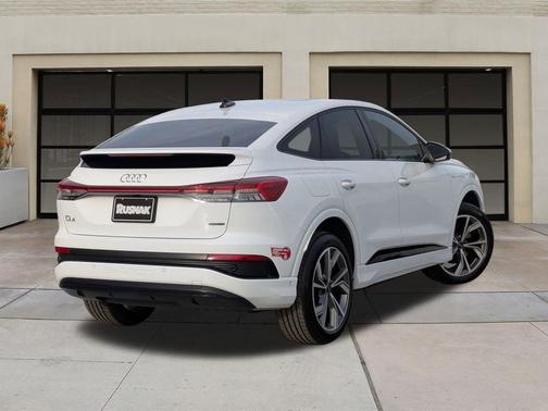 2024 Audi Q4 e-tron Sportback Premium Plus 50 quattro