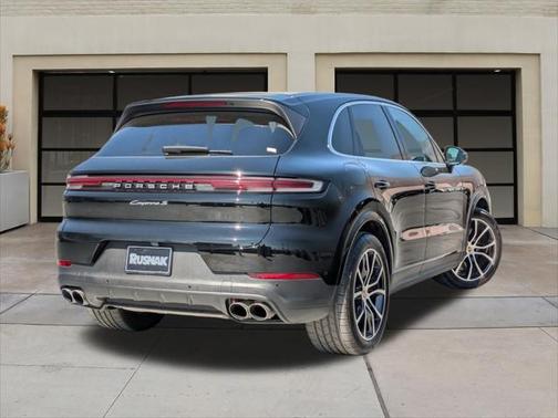 2024 Porsche Cayenne S