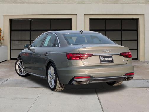 2023 Audi A4 45 S line Premium Plus