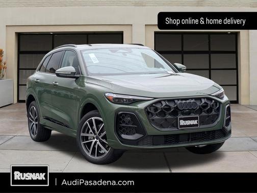 District Green Metallic 2026 Audi Q5 Premium Plus TFSI quattro S tronic