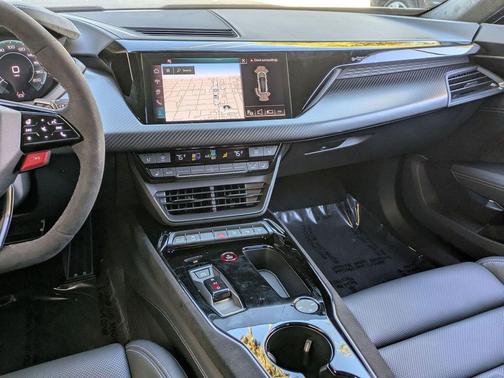 2026 Audi RS e-tron GT quattro