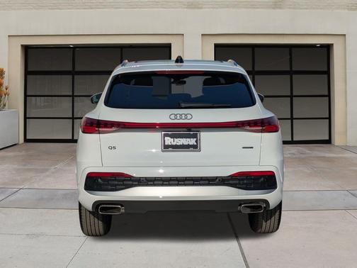 2025 Audi Q5 Premium TFSI quattro S tronic