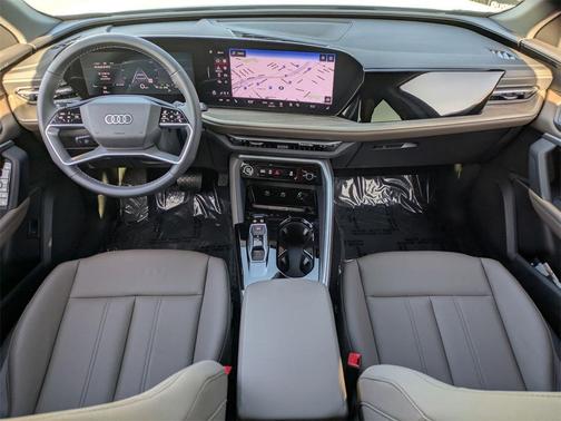 2025 Audi Q5 Premium TFSI quattro S tronic