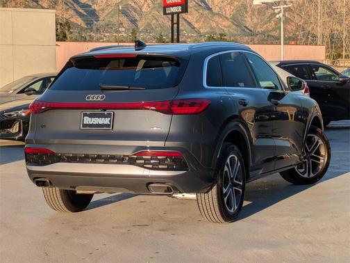 2025 Audi Q5 Premium Plus TFSI quattro S tronic