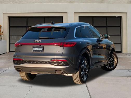 2025 Audi Q5 Premium Plus TFSI quattro S tronic
