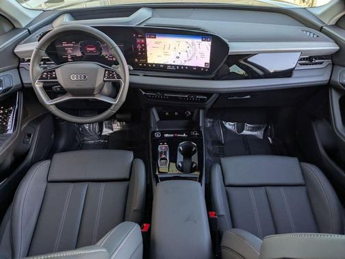 2025 Audi Q6 e-tron Premium Plus quattro