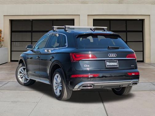 2023 Audi Q5 45 S line Premium