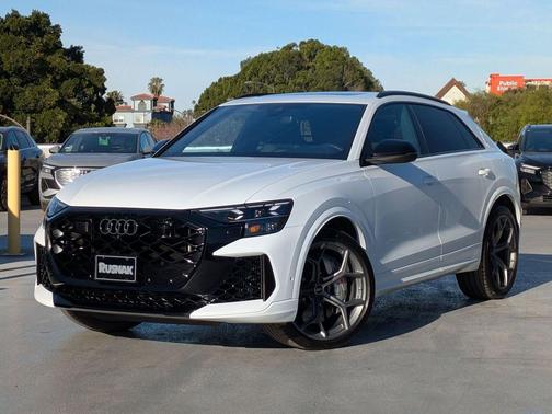 2025 Audi RS Q8 4.0T