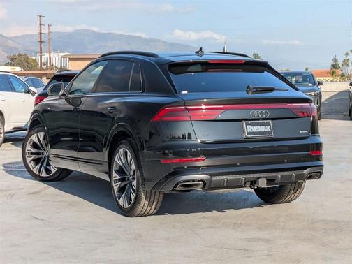 2026 Audi Q8 55 Premium Plus