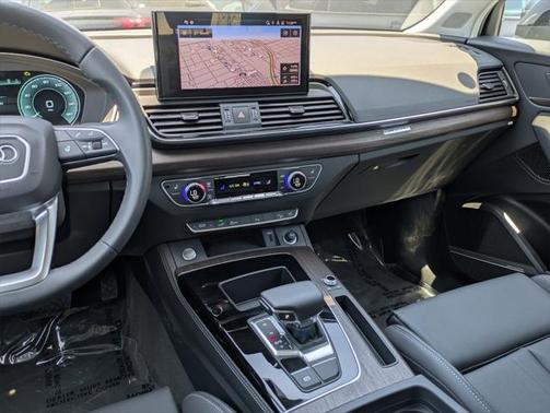 2025 Audi Q5 55 S line Premium Plus