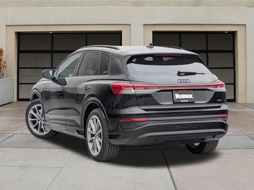 2026 Audi Q4 e-tron Premium Plus 55 quattro