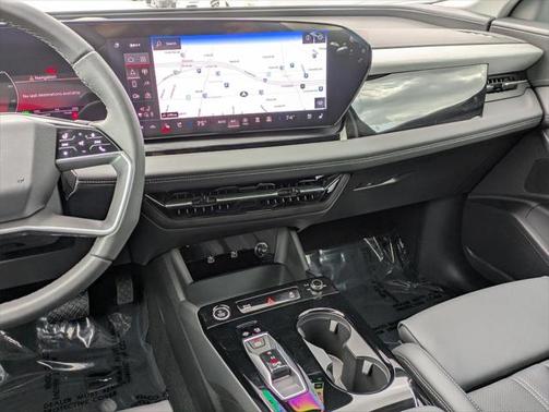 2025 Audi Q6 e-tron Premium Plus quattro