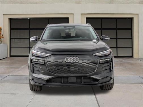2025 Audi Q6 e-tron Premium Plus