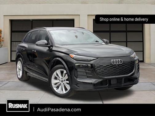 2025 Audi Q6 e-tron Premium Plus