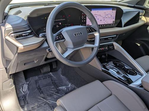 2025 Audi Q5 Sportback Premium Plus TFSI quattro S tronic