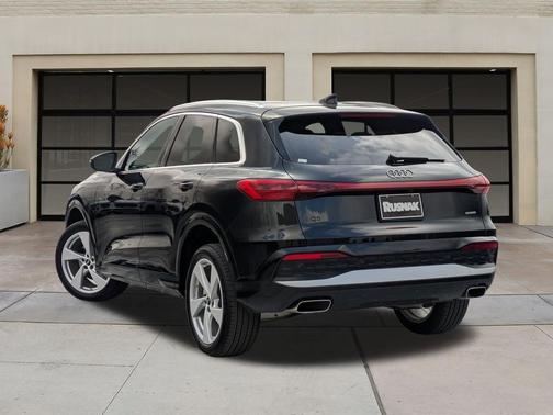 2025 Audi Q5 Premium Plus TFSI quattro S tronic