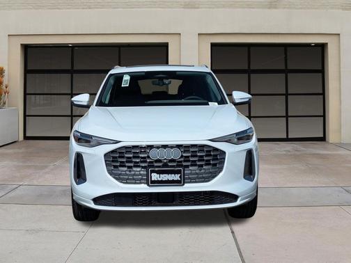 Glacier White 2026 Audi Q5 Premium Plus TFSI quattro S tronic