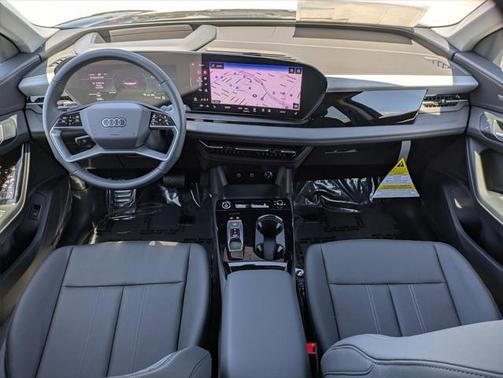 2025 Audi Q6 e-tron Premium Plus