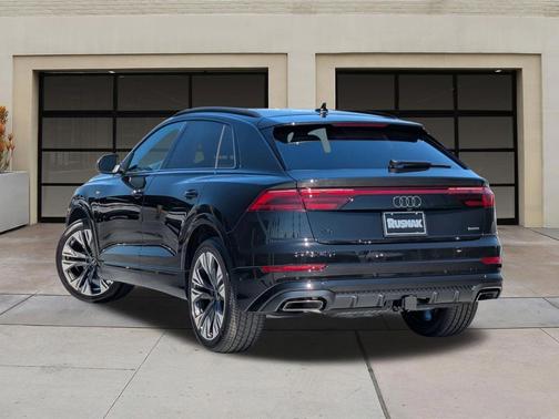 Mythos Black Metallic 2026 Audi Q8 55 Premium Plus