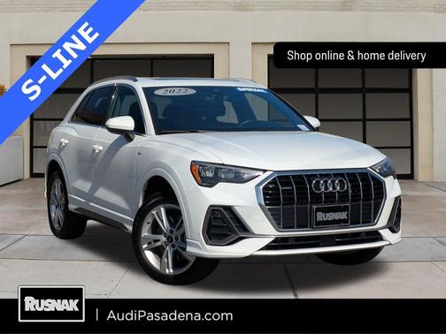 2022 Audi Q3 45 S line Premium