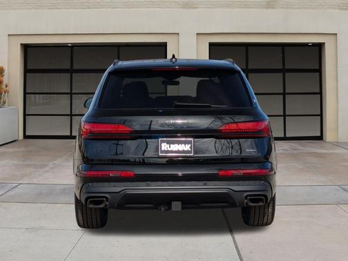2026 Audi Q7 55 Premium Plus