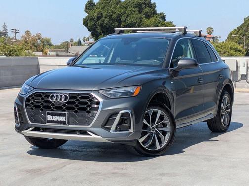 Daytona Gray Pearl 2023 Audi Q5 45 S line Premium Plus