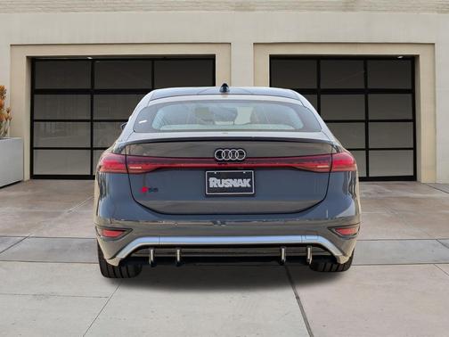 2025 Audi S6 e-tron Premium Plus