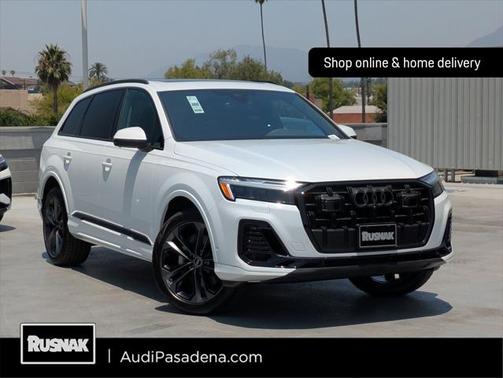 2025 Audi Q7 55 Premium Plus
