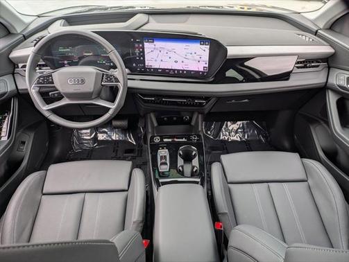 2025 Audi Q6 e-tron Premium Plus quattro
