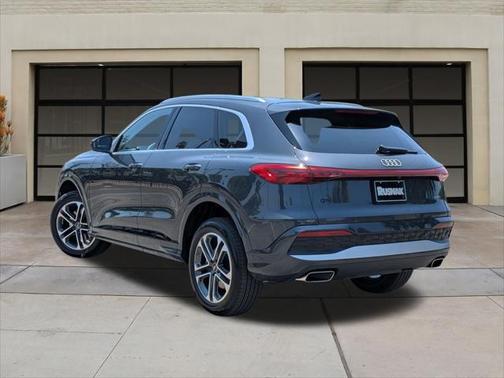 2025 Audi Q5 Premium Plus