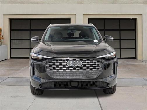 2025 Audi Q5 Premium