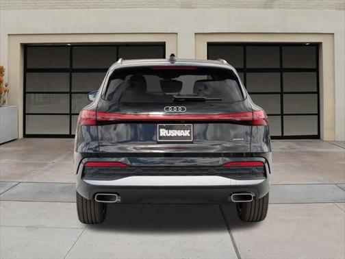 2025 Audi Q5 Premium