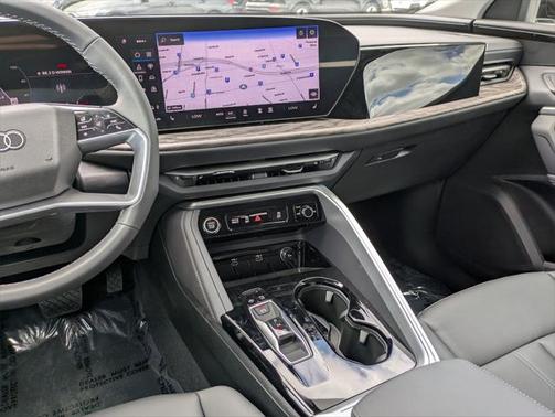2025 Audi Q5 Premium