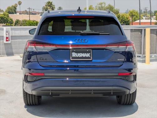 2025 Audi Q4 e-tron Premium Plus 55 quattro