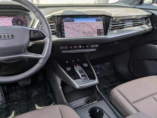 2025 Audi Q4 e-tron Premium Plus 55 quattro