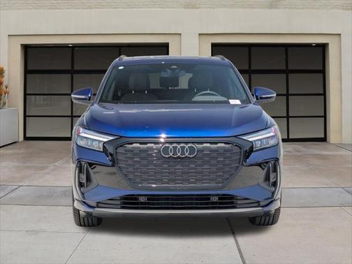 2025 Audi Q4 e-tron Premium Plus 55 quattro