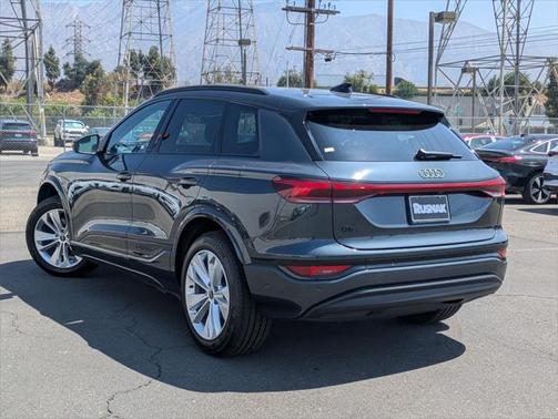 2025 Audi Q6 e-tron Premium