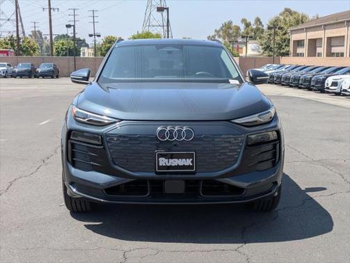 2025 Audi Q6 e-tron Premium