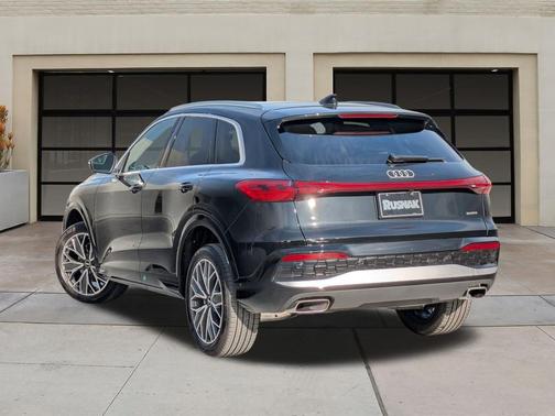 2025 Audi Q5 Premium Plus TFSI quattro S tronic