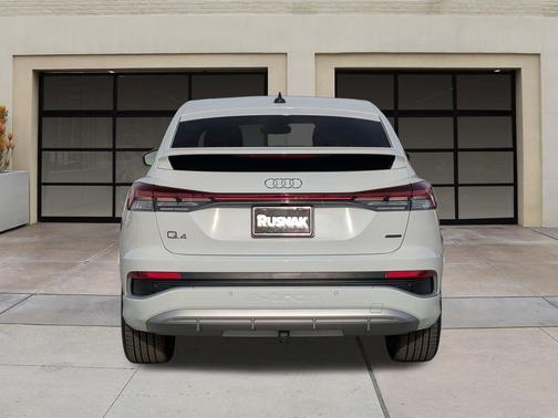2025 Audi Q4 e-tron Sportback Prestige 55 quattro
