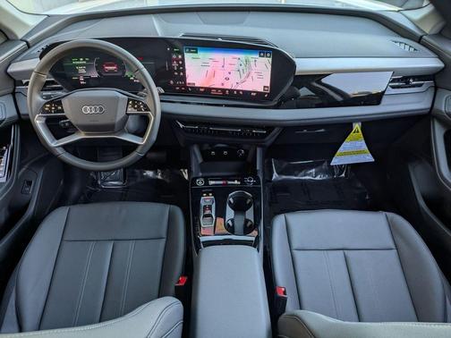 2025 Audi Q6 e-tron Premium quattro