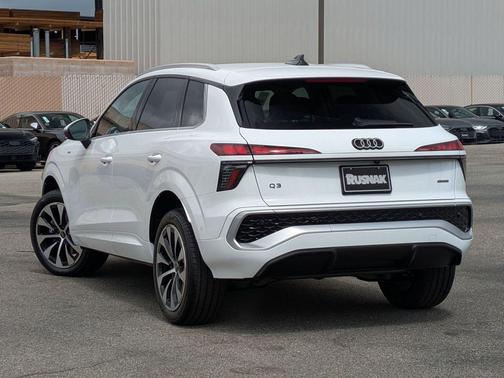 Arkona White 2026 Audi Q3 TFSI quattro S tronic